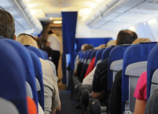 La demanda mundial de pasajeros en marzo creció un 3,3%